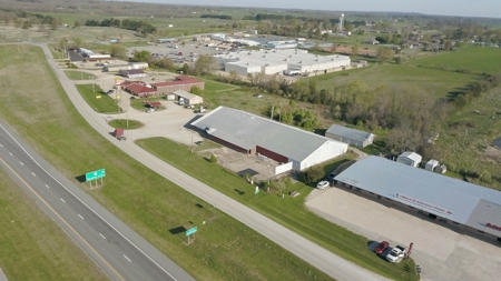 LARGE Commercial Building for Sale in Southern Missouri - image 10