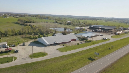 LARGE Commercial Building for Sale in Southern Missouri - image 3