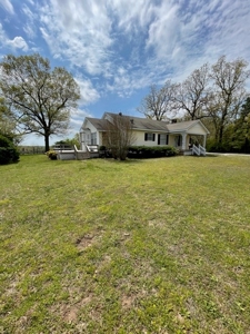 Country Home in Violet Hill, AR - image 8