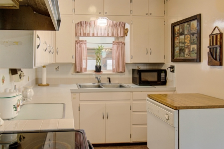 Historic Homes For Sale Greeley Colorado Weld County w/Shop - image 12