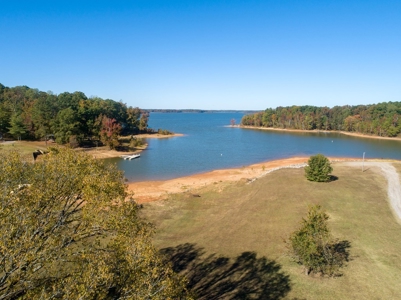 True Waterfront On Kerr Lake, VA - image 4