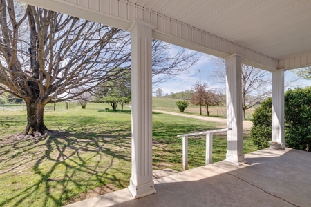 Historic Home with Acreage for Sale in Hampshire, Tennessee - image 6