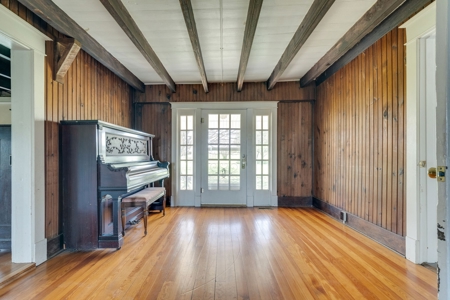 Historic Home with Acreage for Sale in Hampshire, Tennessee - image 7