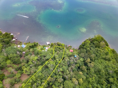 Waterfront land, Punta Laurel, Isla Popa - image 2