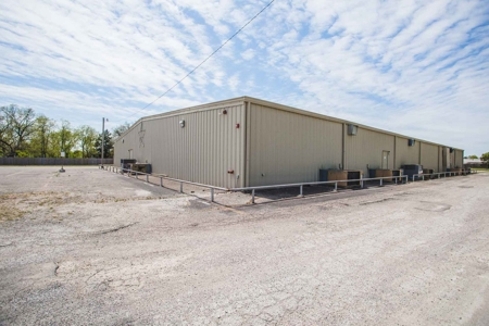 Bar For Sale  Southern Oklahoma  3+acres - image 30