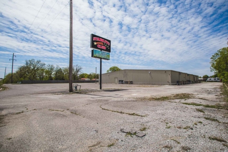 Bar For Sale  Southern Oklahoma  3+acres - image 16