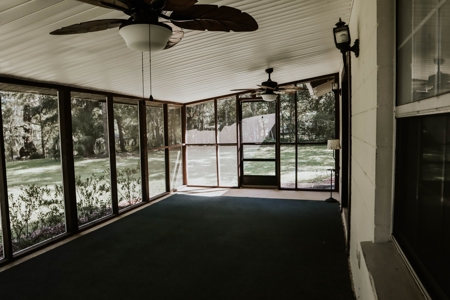 Santa Fe Riverfront Home  With Private Boat Ramp  $399,900!! - image 13