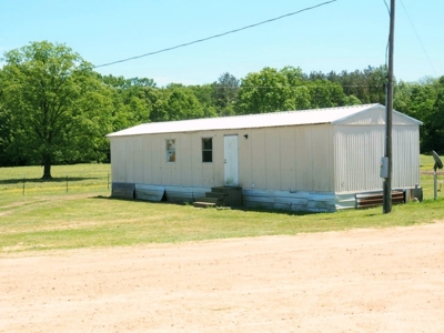 12 House Poultry Farm For Sale Central MS - image 17