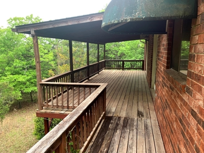 Charming Country Home Awaiting New Owners! - image 27