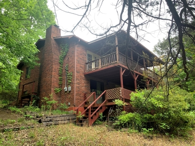 Charming Country Home Awaiting New Owners! - image 2