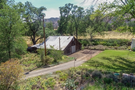 Northern California Country Home & Barn on Acreage For Sale - image 32