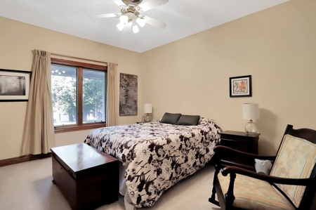 Beautiful Custom Home in Arrowhead Lakes! - image 17