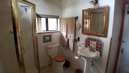 Siskiyou County, Yreka Off Grid Cabin For Sale - image 5