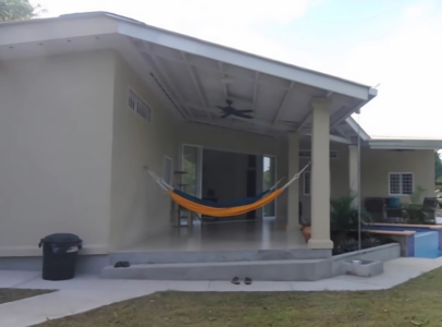 House With Pool For Sale In El Espino San Carlos Panama - image 2