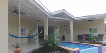 House With Pool For Sale In El Espino San Carlos Panama - image 1