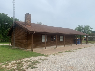 Commercial/Office building for sale - image 3