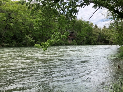 River Front Property for Sale in Southern Missouri Ozarks - image 9