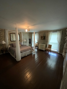 Lovely Historic Bed & Breakfast For Sale in Leslie, AR - image 18