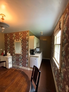 Lovely Historic Bed & Breakfast For Sale in Leslie, AR - image 21