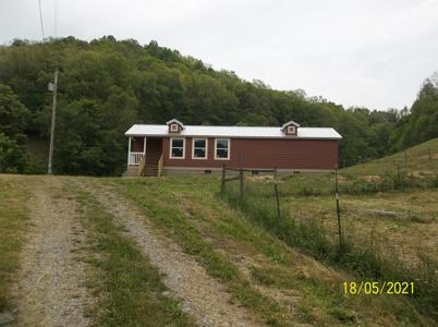 25 Acre Farm With Tiny House For Sale in East Tennessee - image 1