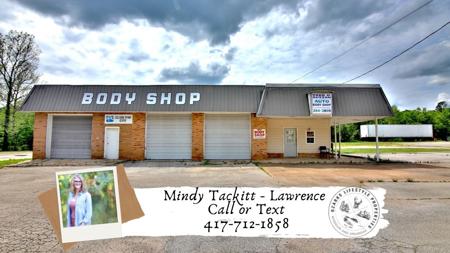 Commercial Property for Sale in Thayer Missouri - image 1