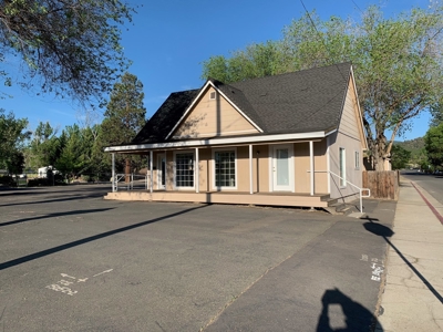 Commercial Property for Sale in Yreka, CA - image 2