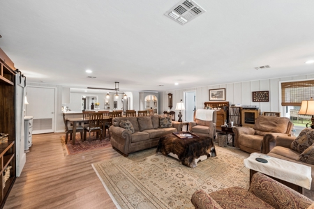 Check Out This Beauty On The World Famous Suwannee River! - image 18