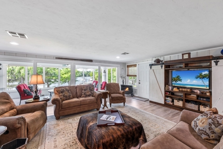 Check Out This Beauty On The World Famous Suwannee River! - image 14