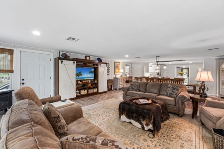 Check Out This Beauty On The World Famous Suwannee River! - image 17