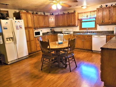 Country Home For Sale Hickory County MO - image 23