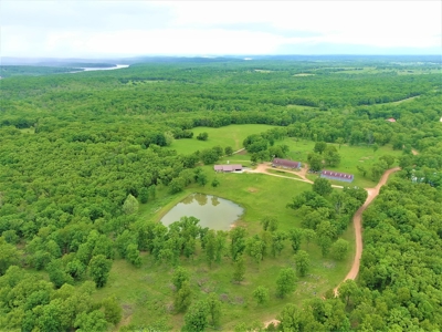 Country Home For Sale Hickory County MO - image 13