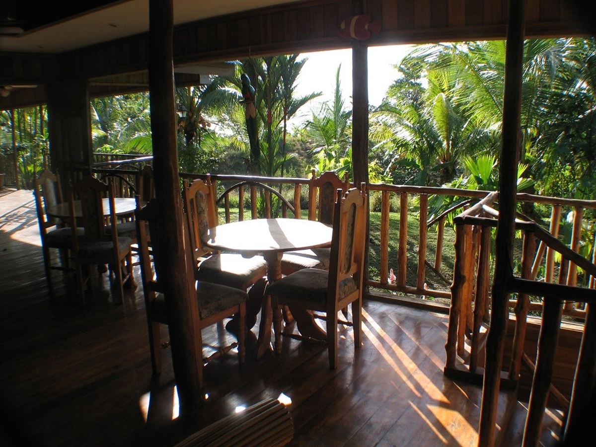 Caribbean-Style B&B, 8 Rooms — Isla Solarte - 4