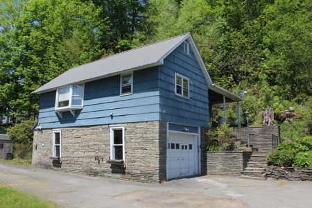 Historic Home in Trout Town U.S.A. - image 32