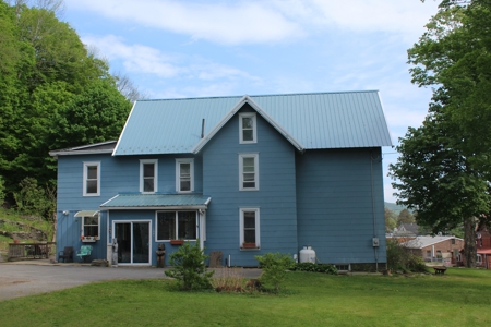 Historic Home in Trout Town U.S.A. - image 9