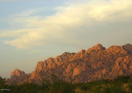 37 acres in Dragoon Mountain Ranch St David AZ - image 2