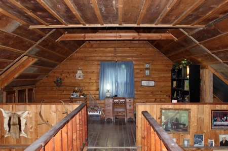 Authentic Log Home - image 29