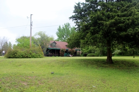 Authentic Log Home - image 2