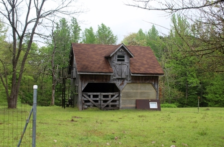 Authentic Log Home - image 9