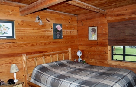 Authentic Log Home - image 32