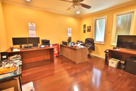 Country Home in Thayer MO - image 15
