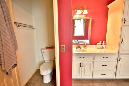 Country Home in Thayer MO - image 30
