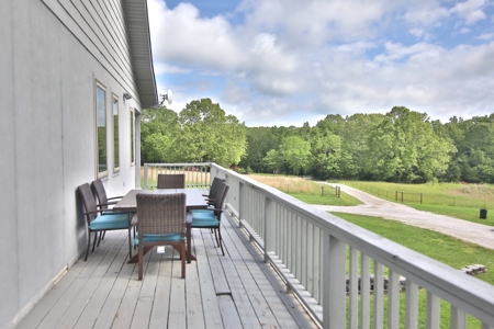 Country Home in Thayer MO - image 48