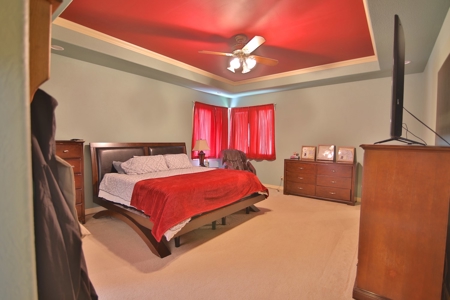 Country Home in Thayer MO - image 25