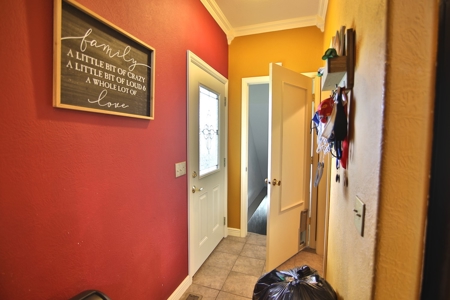 Country Home in Thayer MO - image 17