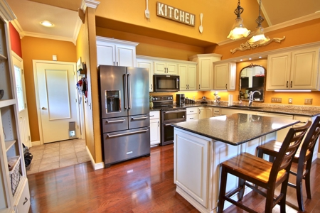 Country Home in Thayer MO - image 11