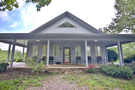 Country Home in Thayer MO - image 2