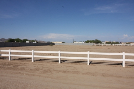 Fenced Horse Land for sale Casa Grande Arizona. Build a home - image 14