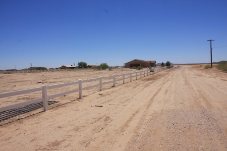 Fenced Horse Land for sale Casa Grande Arizona. Build a home - image 10