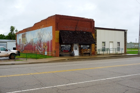 Central Oklahoma Main Street Restaurant For Sale, Agra, OK - image 2