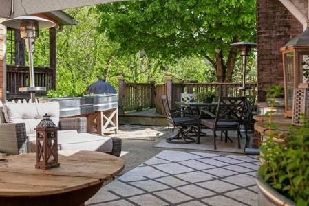 Renovated to perfection! - image 34